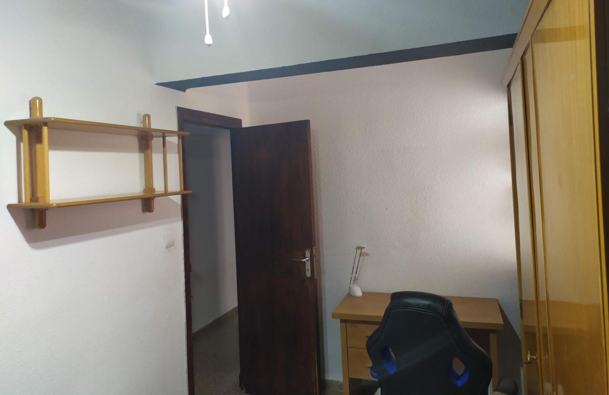מונקדה Piso Compartido Cerca De La Universidad Ceu מראה חיצוני תמונה